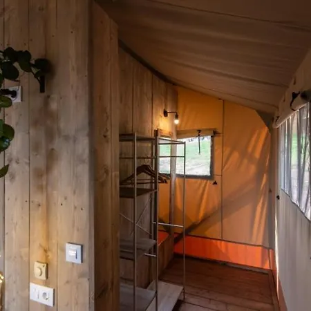 Glamping Vall De Codo Luxe tent Terrades
